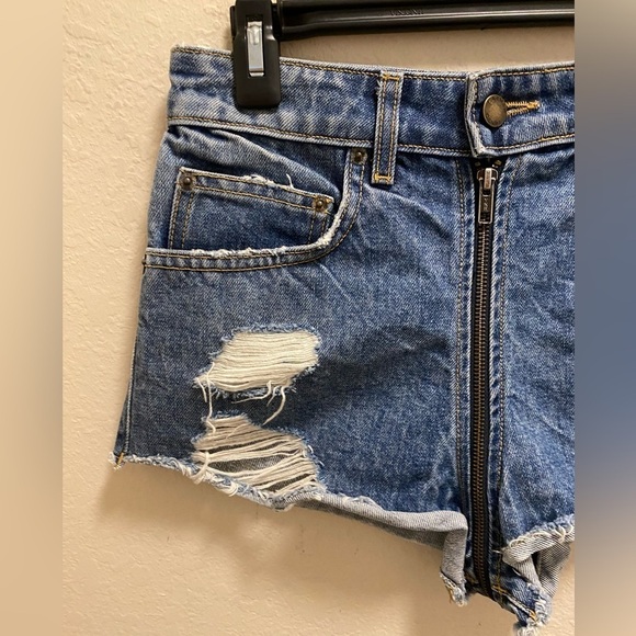 Carmar Blue Helen Exposed Zipper Denim Shorts Size 27 - Picture 4 of 14